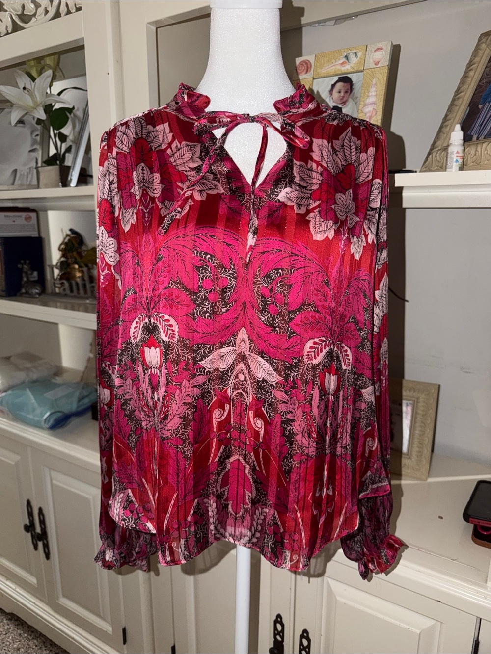 Women's Pink Floral Tie-Neck Blouse